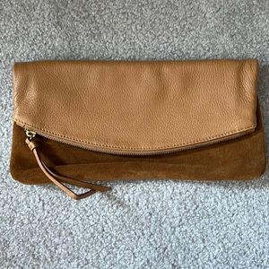 Tan Banana Republic clutch